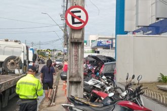 Fiscalização da Prefeitura remove motocicletas estacionadas irregularmente na zona Centro-Sul