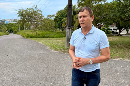 Roberto Sabino visita Japiim e solicita melhorias de infraestrutura