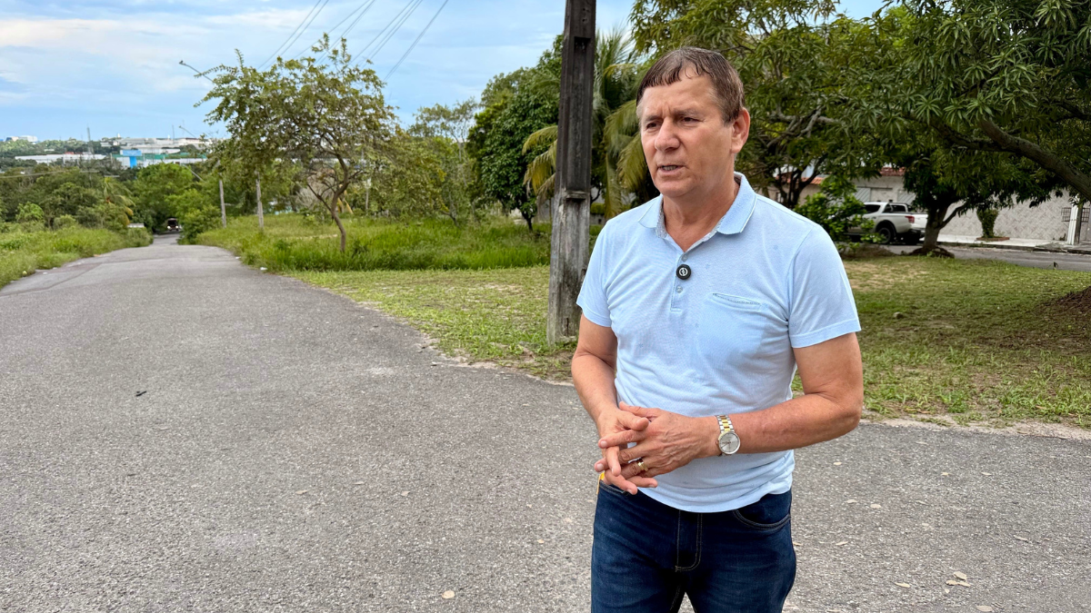 Roberto Sabino visita Japiim e solicita melhorias de infraestrutura