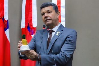 Comandante Dan quer explicações da Amazonprev sobre investimentos realizados com o fundo previdenciário e a situação da instituição