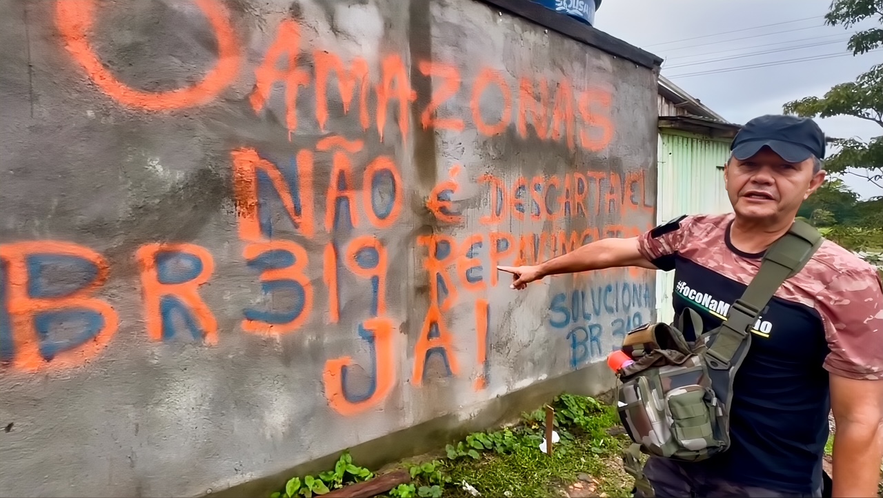 Comandante Dan realiza protesto na BR-319