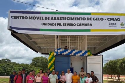 Defensor da pesca artesanal, Comandante Dan celebra inauguração de fábrica de gelo que atenderá pescadores e homenageia Pr. Severo Câmara