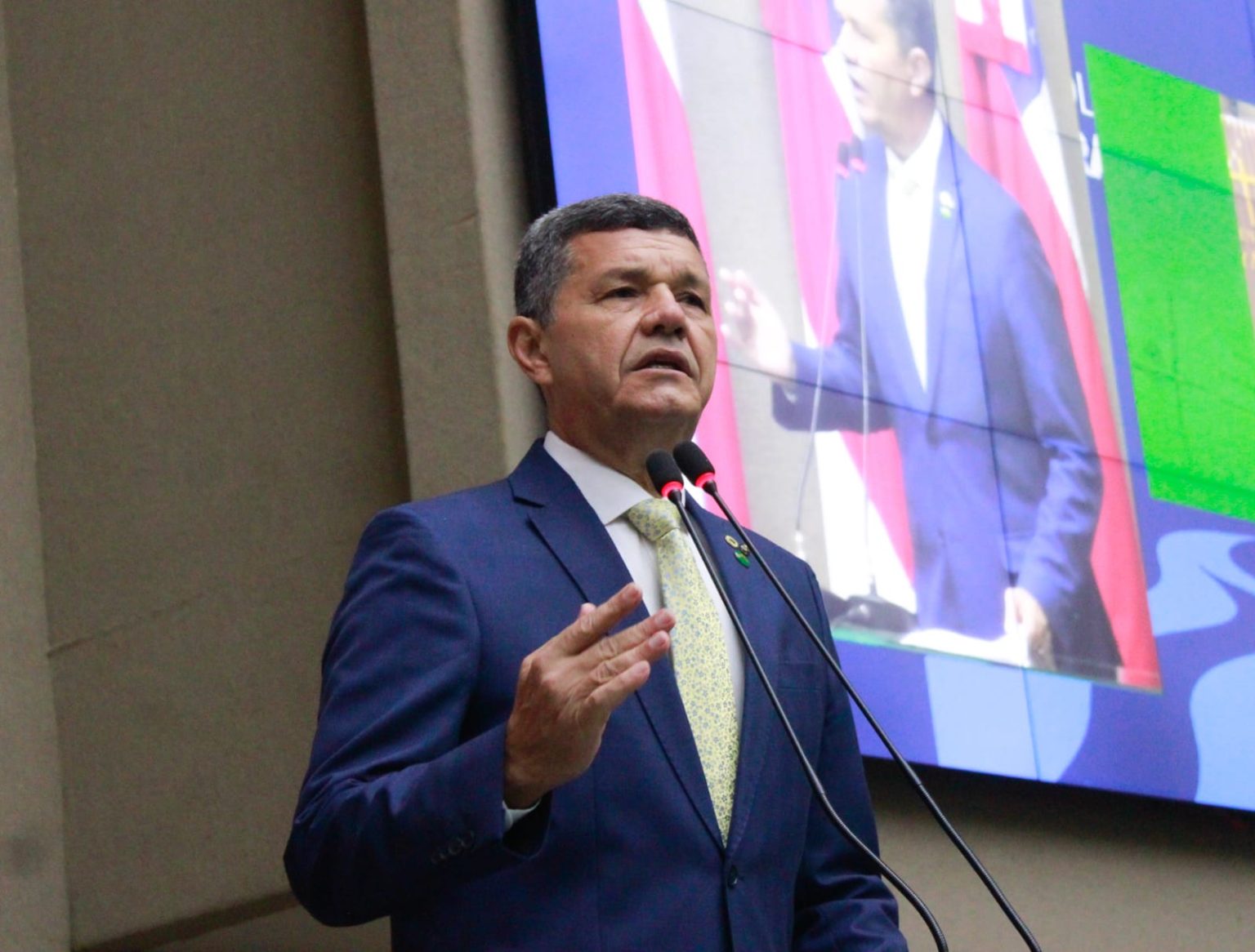 Deputado Comandante Dan cogita convocação da Amazonprev e pedido de CPI