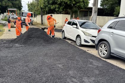 Força-tarefa da Prefeitura de Manaus recupera novas ruas no bairro Adrianópolis