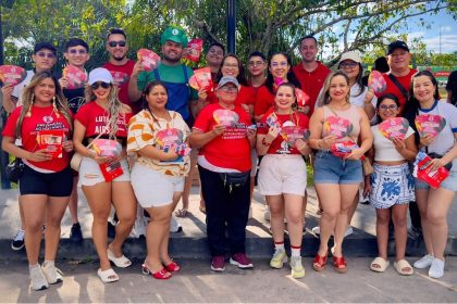 Frendhat reforça prevenção e realiza ação educativa durante o Carnaval em Manaus