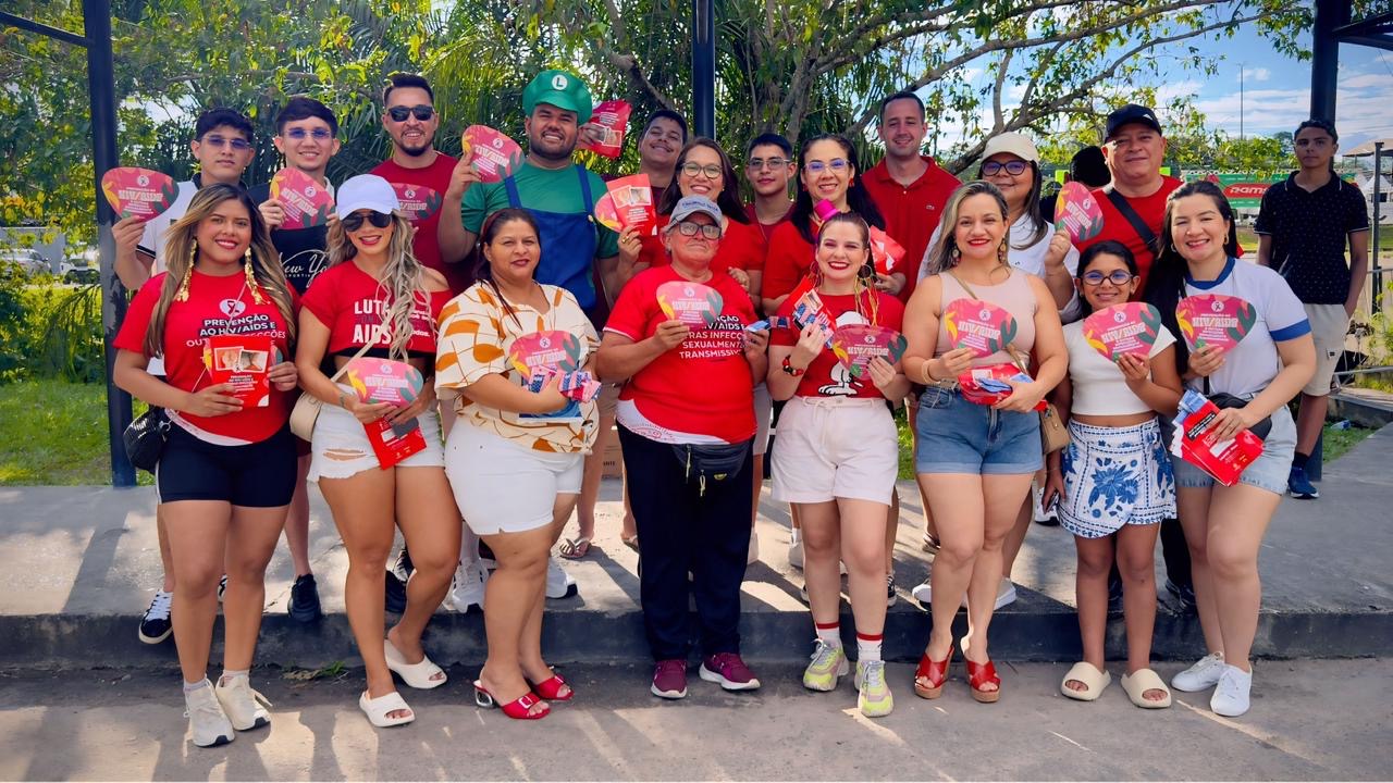 Frendhat reforça prevenção e realiza ação educativa durante o Carnaval em Manaus
