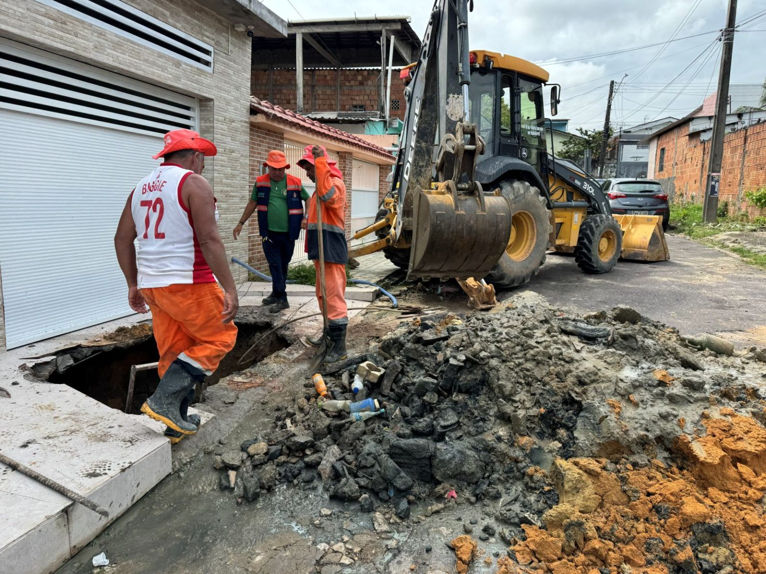Obras da Prefeitura de Manaus recuperam drenagem profunda