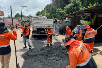 Ruas do bairro Tarumã recebem recuperação asfáltica
