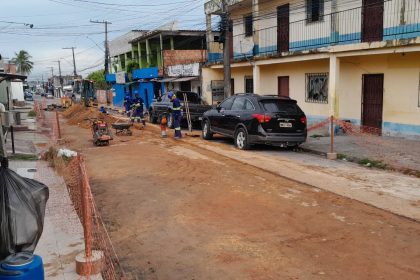 Ageman multa Águas de Manaus em R$ 254 mil por falhas de sinalização em obras de esgoto