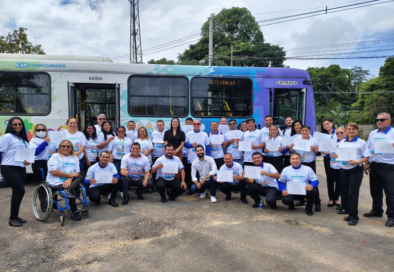 Treinamento sobre inclusão e empatia no transporte público