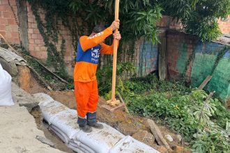 Contenção de Erosão no bairro Japiim com técnica de rip-rap