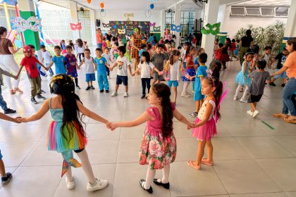 Cime Viviane Estrela da Prefeitura realiza bailinho de Carnaval