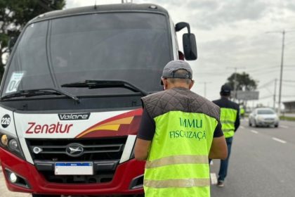 Operação ‘Transporte Legal’ na avenida do Turismo