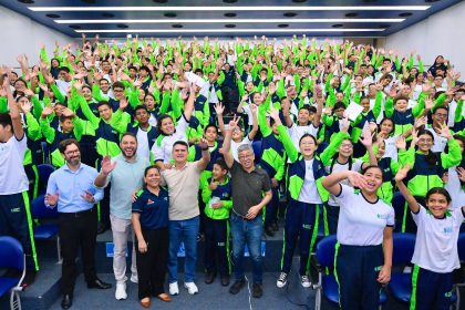 David Almeida participa de palestra de integração e consolida parceria inédita com a Fundação Matias Machline