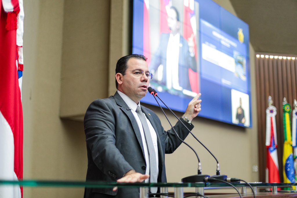 Wilker Barreto denuncia falta de estrutura no Instituto de Saúde da Criança do Amazonas