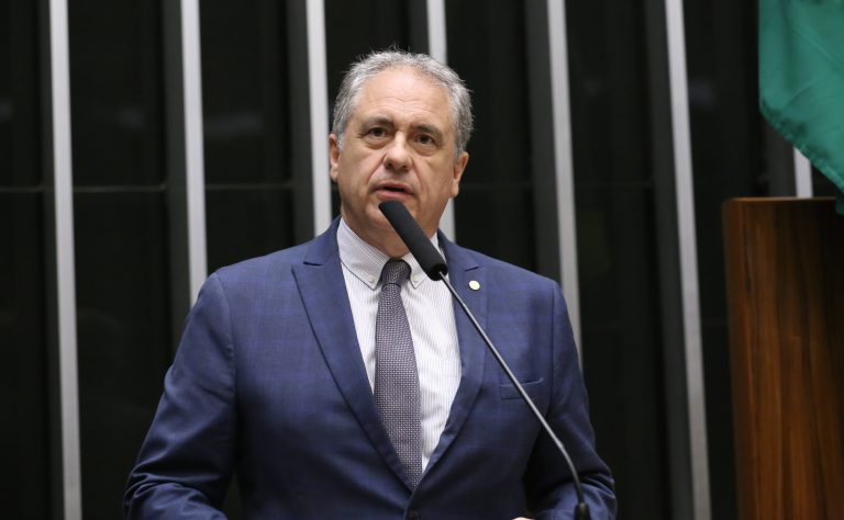 Projeto reduz alíquotas de PIS e Cofins antes da mudança no regime tributário para a indústria química