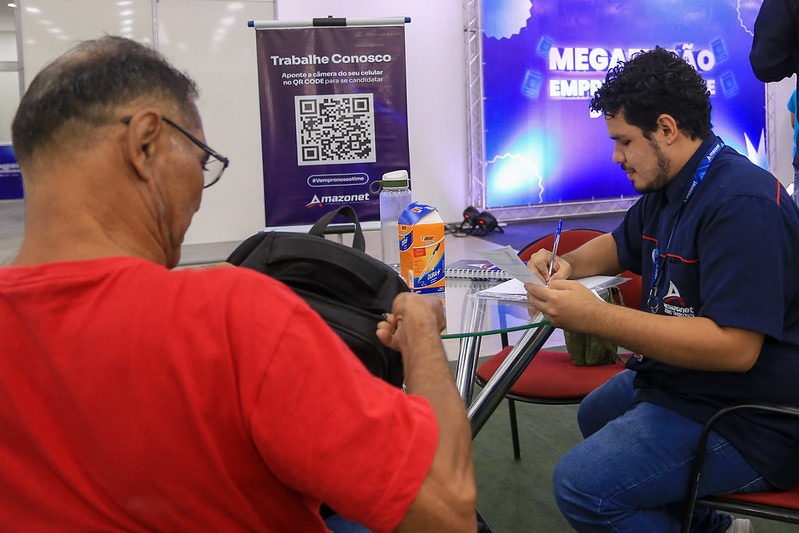Megafeirão de Empregabilidade no shopping Phelippe Daou