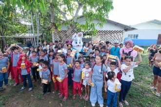 Prefeitura leva acolhimento, lazer e inclusão social a comunidades ribeirinhas