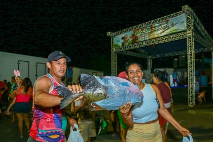 Entrega de mais de 10 toneladas de tambaqui no Colônia Antônio Aleixo