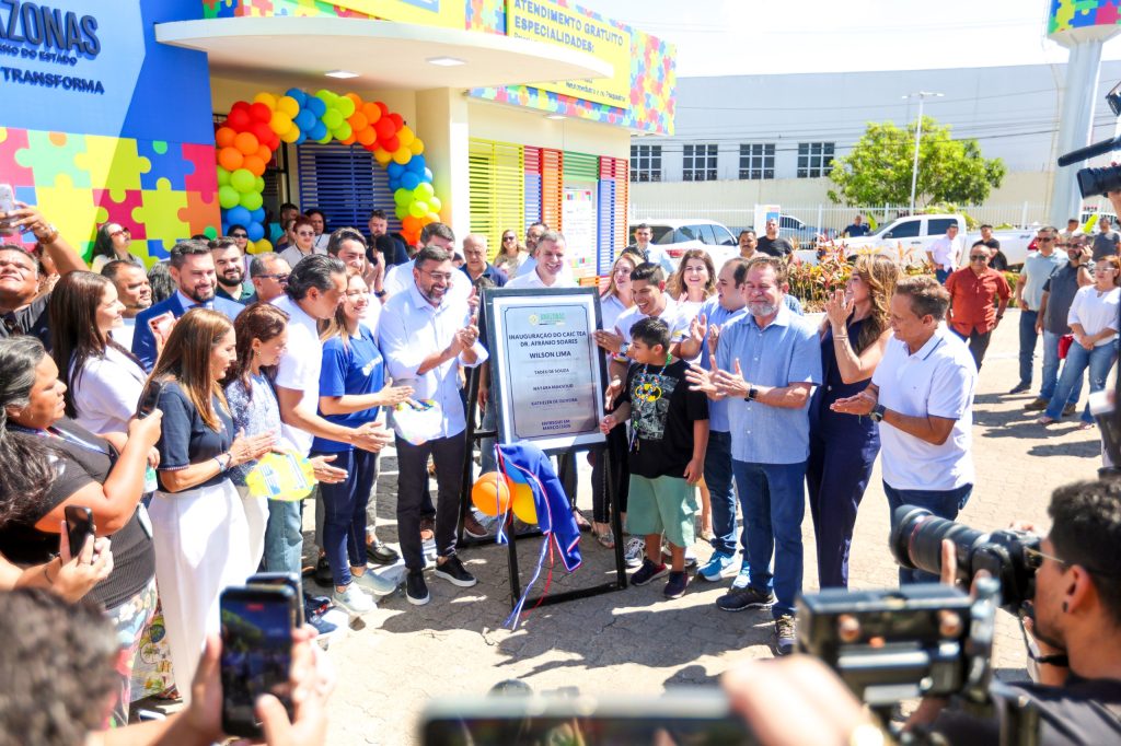 Adjuto Afonso reforça apoio à causa autista durante inauguração de CAIC TEA
