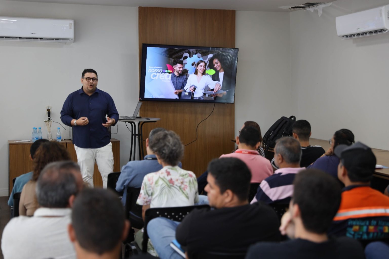 Capacitação de engenheiros da Seminf em parceria com o Crea-AM