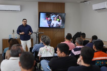 Capacitação de engenheiros da Seminf em parceria com o Crea-AM