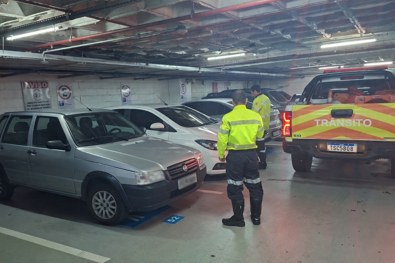 Uso irregular de vagas especiais em shoppings da zona Centro-Sul