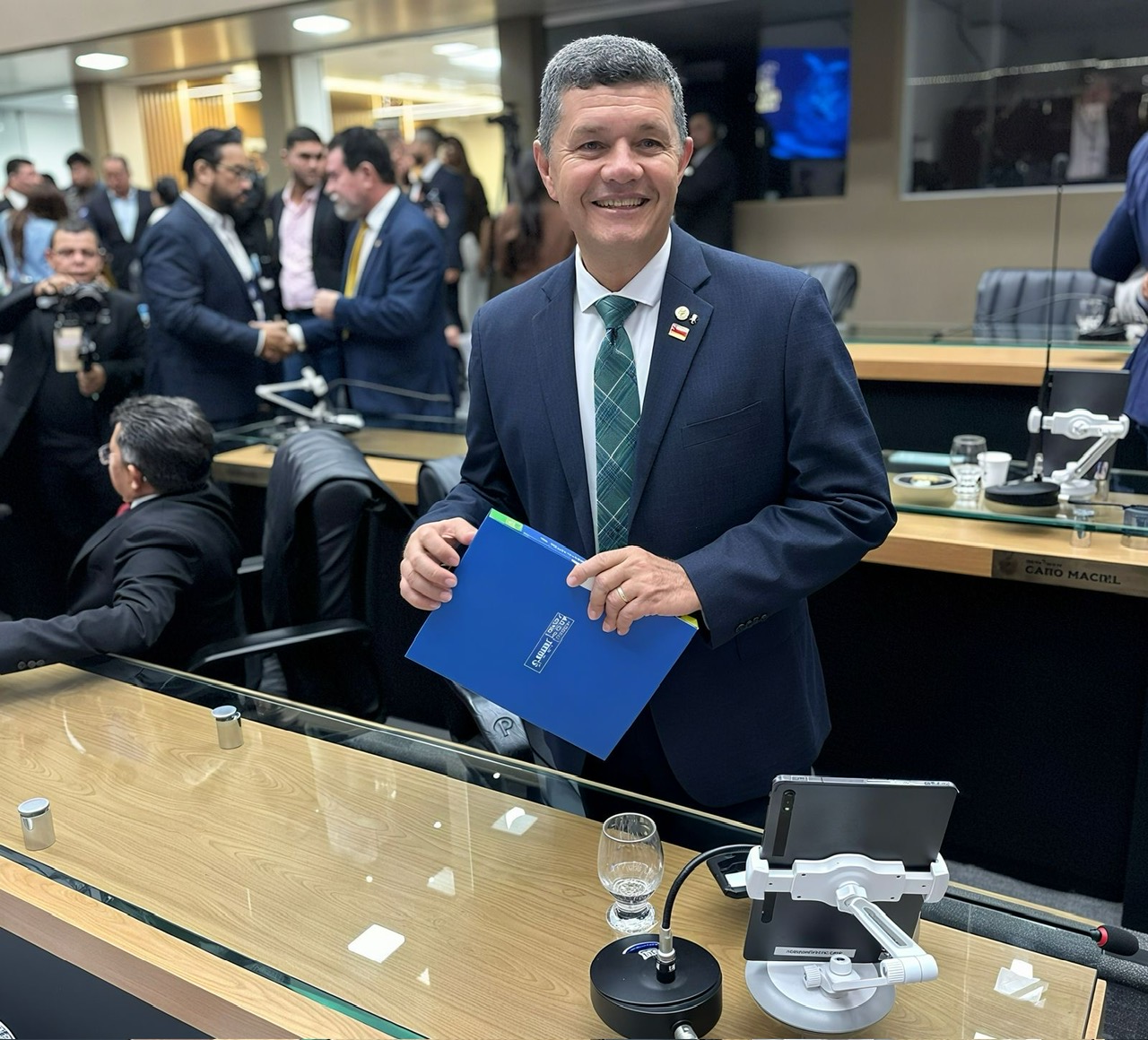 Comandante Dan agradece a confiança dos cidadãos e cidadãs amazonenses