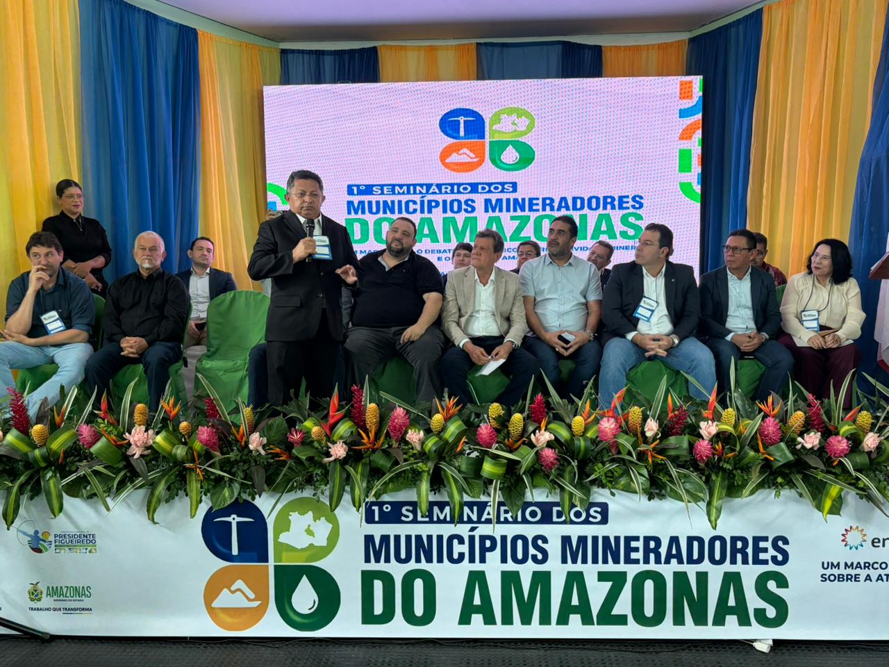 Deputado Sinésio Campos defende novas oportunidades econômicas para o  Amazonas, durante seminário