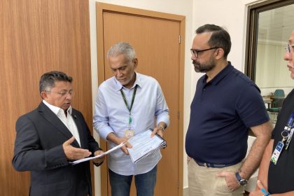 Deputado Sinésio Campos reivindica solução para escola sem energia no município de Guajará à Amazonas Energia