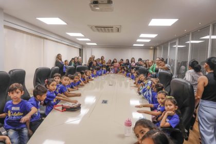 Escola do Legislativo terá programação com curso, eleição do Parlamento Jovem e Cidadão de Berço na próxima semana