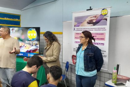 Fenapred da Aleam realiza ciclo de palestras para pais de alunos de escola pública