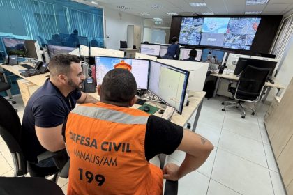 Prefeitura realiza treinamento tecnológico para equipe da Defesa Civil no CCC