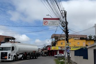 Restrição de veículos pesados na rua Hibisco e avenida Itaúba