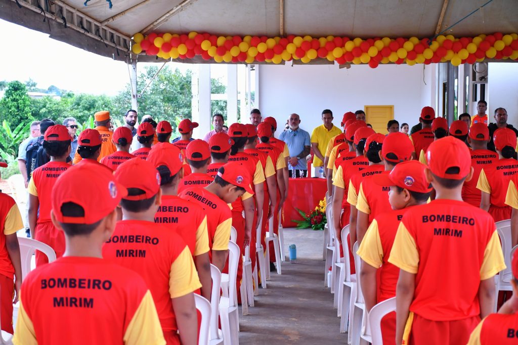 Programa Educacional Bombeiro Mirim inicia 2026 com apoio de Cabo Maciel e presença em 18 municípios do Amazonas