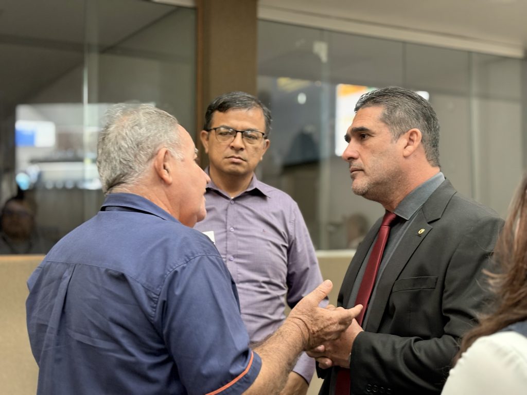 Revogação de taxas da Adaf segue em debate na Aleam com apoio de Cristiano D’Angelo