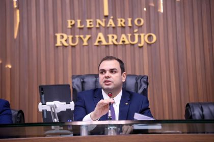 Roberto Cidade propõe articulação entre governo e setor para minimizar alta dos combustíveis no Amazonas