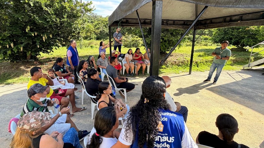 Unidades móveis da prefeitura fortalecem ações na USF Ada Viana