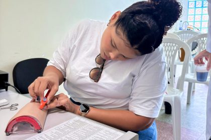 Prefeitura de Manaus forma novos médicos para ampliar oferta de implante subdérmico contraceptivo