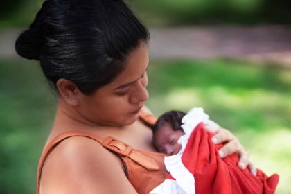 Maternidade Dr. Moura Tapajóz capacita servidores sobre Protocolo de Pneumonia Associada à Ventilação Mecânica