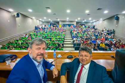 Sinésio Campos cobra fortalecimento da Conab no Amazonas e destaca desafios para garantir segurança alimentar