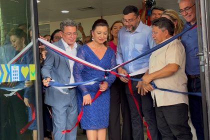 Sinésio Campos reforça que sangue não é mercadoria durante inauguração do Hospital do Sangue no Amazonas