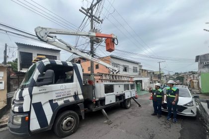 Prefeitura de Manaus amplia capacidade da iluminação pública em ruas do bairro São Francisco