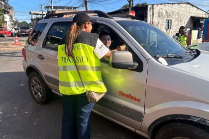 Ação educativa de trânsito em escola da zona Sul