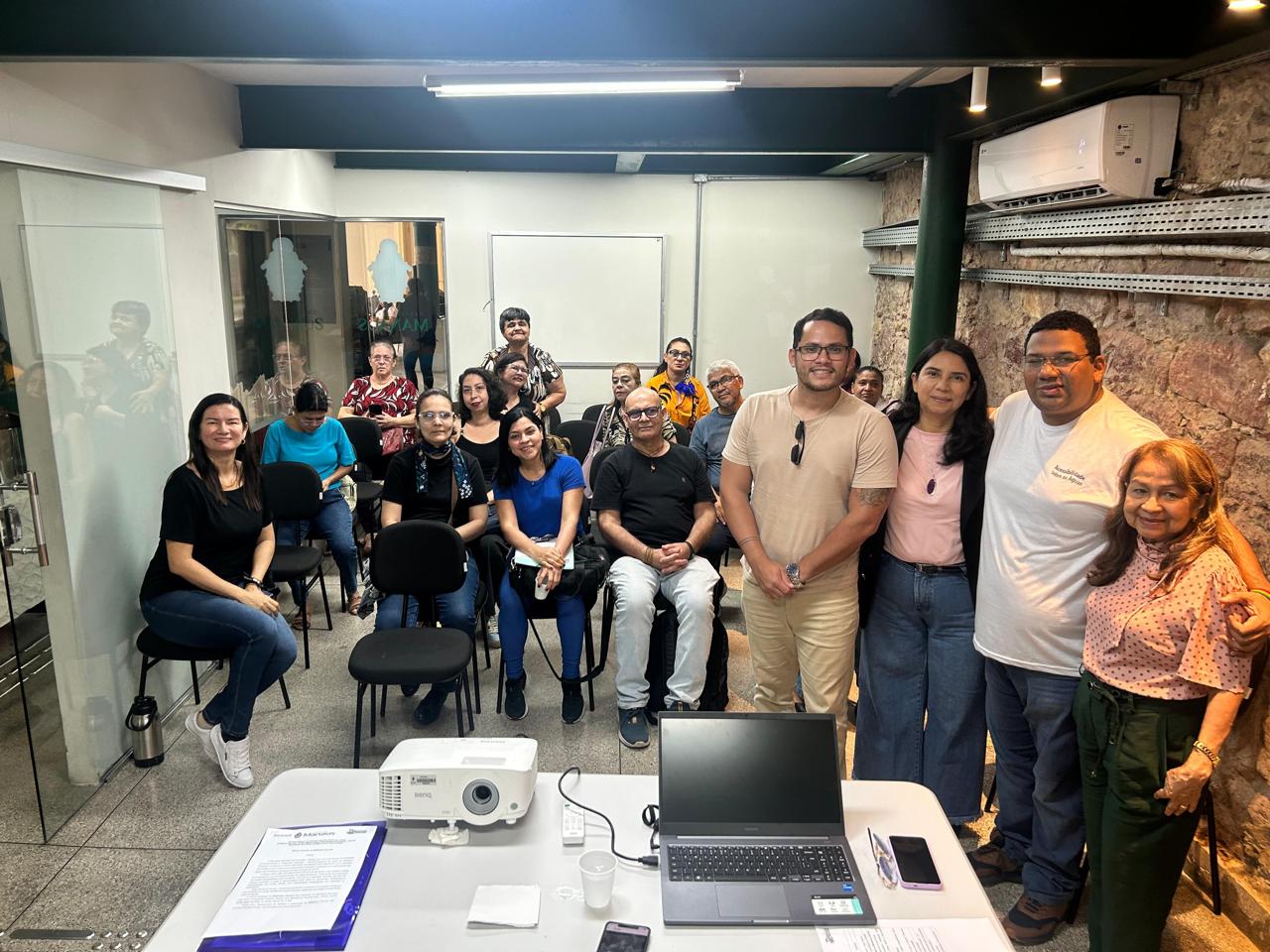 Inclusão na Biblioteca Escolar: Oficina promovida pela PMM