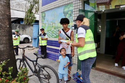 Ação educativa para travessia segura de estudantes em escolas