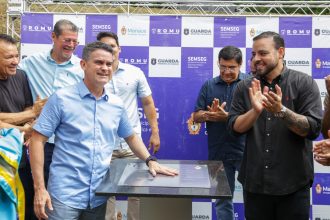 David Almeida lança pedra fundamental da primeira Academia de Formação da Guarda Municipal da Amazônia