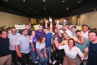 David Almeida reúne mais de 500 lideranças na zona Oeste e apresenta balanço de entregas e novos investimentos