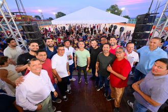 Prefeito entrega complexo esportivo no Colônia Antônio Aleixo