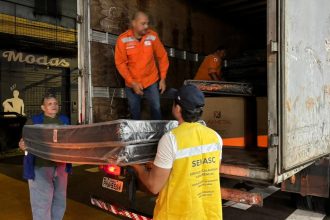 Atendimento socioassistencial às famílias afetadas pela forte chuva